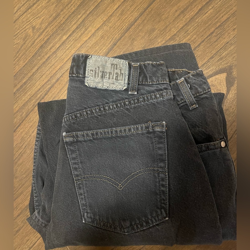 Vintage 1994 Silvertab Levi’s size 36 x 34 black LOOSE